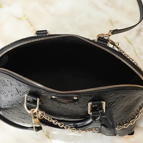 Cheap Louis Vuitton AAA Quality Handbags For Women #1412409 Replica Wholesale [$72.00 USD] [ITEM#1412409] on Replica Louis Vuitton AAA Quality Handbags