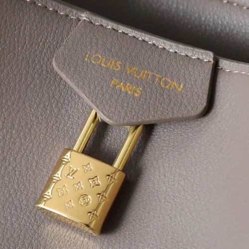 Cheap Louis Vuitton AAA Quality Handbags For Women #1412414 Replica Wholesale [$76.00 USD] [ITEM#1412414] on Replica Louis Vuitton AAA Quality Handbags