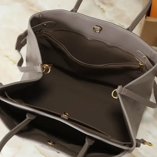 Cheap Louis Vuitton AAA Quality Handbags For Women #1412414 Replica Wholesale [$76.00 USD] [ITEM#1412414] on Replica Louis Vuitton AAA Quality Handbags