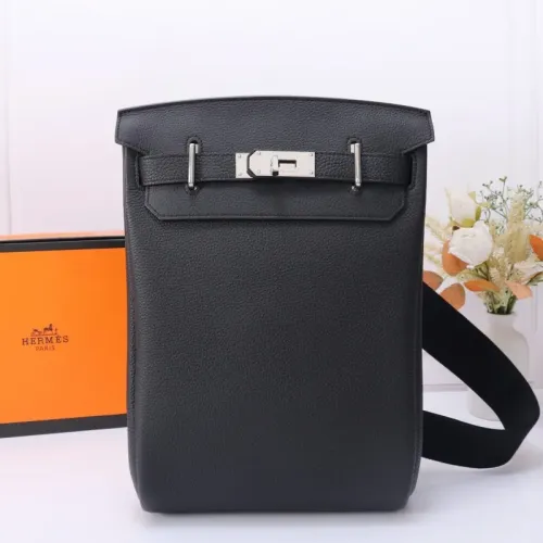 Hermes AAA Quality Messenger Bags For Unisex #1412569