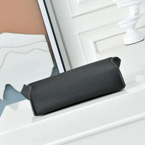 Cheap Hermes AAA Man Messenger Bags #1412596 Replica Wholesale [$165.00 USD] [ITEM#1412596] on Replica Hermes AAA Man Messenger Bags