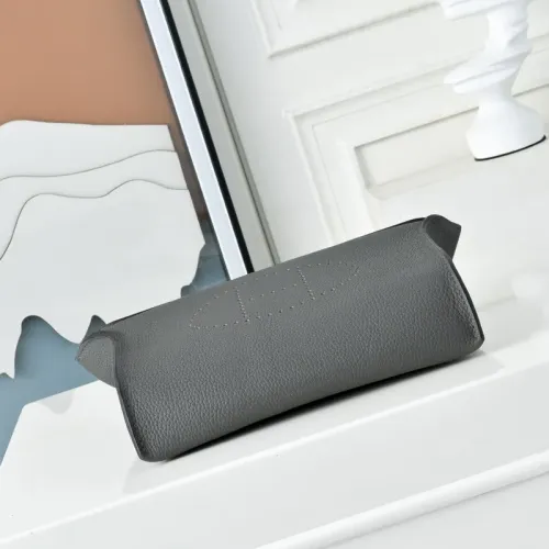 Cheap Hermes AAA Man Messenger Bags #1412599 Replica Wholesale [$165.00 USD] [ITEM#1412599] on Replica Hermes AAA Man Messenger Bags