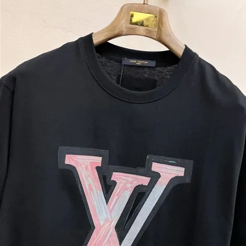 Cheap Louis Vuitton LV T-Shirts Short Sleeved For Men #1412945 Replica Wholesale [$68.00 USD] [ITEM#1412945] on Replica Louis Vuitton LV T-Shirts