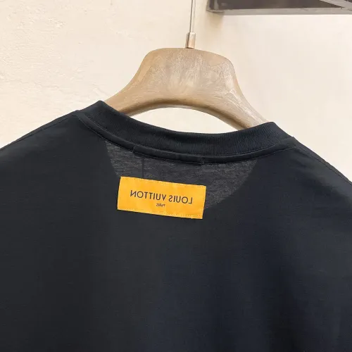 Cheap Louis Vuitton LV T-Shirts Short Sleeved For Men #1412947 Replica Wholesale [$68.00 USD] [ITEM#1412947] on Replica Louis Vuitton LV T-Shirts