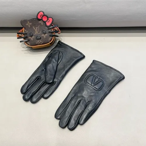 Cheap Valentino Gloves For Women #1413069 Replica Wholesale [$45.00 USD] [ITEM#1413069] on Replica Valentino Gloves