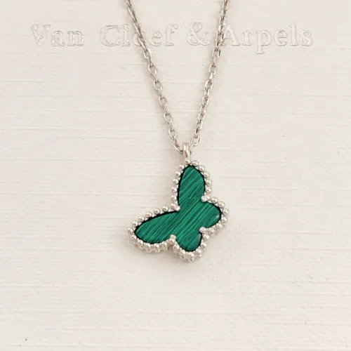 Cheap Van Cleef &amp; Arpels Necklaces For Women #1413245 Replica Wholesale [$32.00 USD] [ITEM#1413245] on Replica Van Cleef &amp; Arpels Necklaces