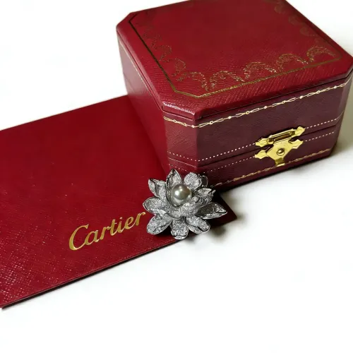 Cheap Cartier Brooches For Women #1413253 Replica Wholesale [$38.00 USD] [ITEM#1413253] on Replica Cartier Brooches