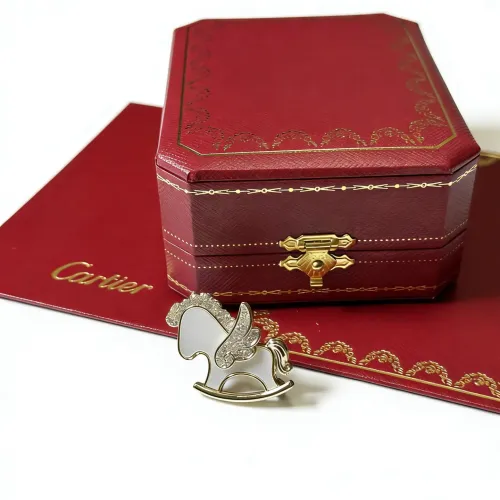 Cheap Cartier Brooches For Women #1413256 Replica Wholesale [$36.00 USD] [ITEM#1413256] on Replica Cartier Brooches
