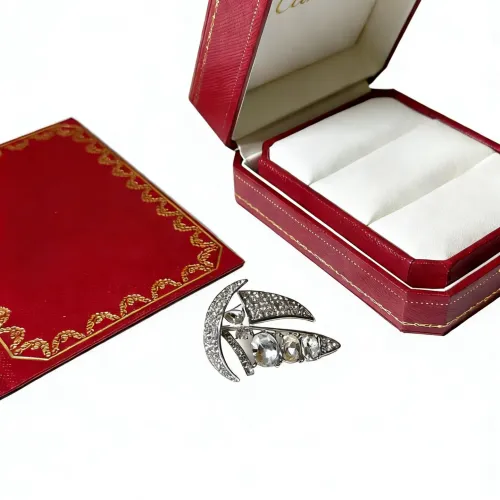 Cheap Cartier Brooches For Women #1413257 Replica Wholesale [$36.00 USD] [ITEM#1413257] on Replica Cartier Brooches