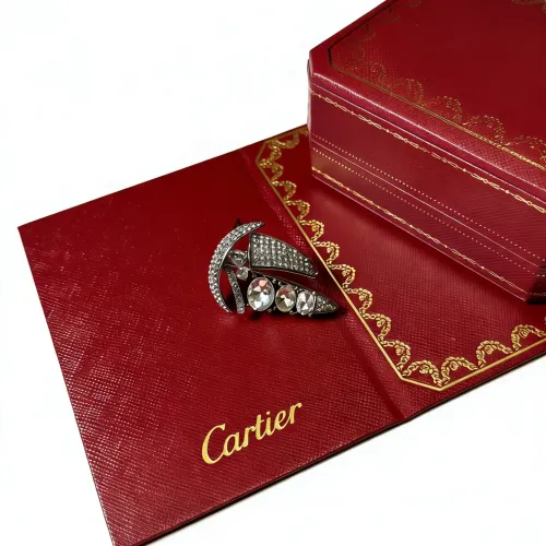 Cheap Cartier Brooches For Women #1413257 Replica Wholesale [$36.00 USD] [ITEM#1413257] on Replica Cartier Brooches