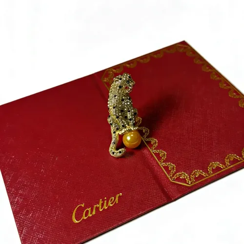 Cheap Cartier Brooches For Women #1413259 Replica Wholesale [$36.00 USD] [ITEM#1413259] on Replica Cartier Brooches