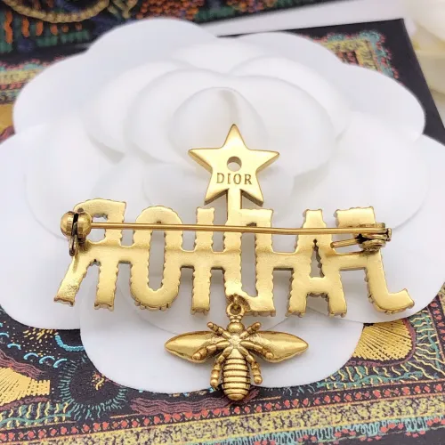 Cheap Christian Dior Brooches For Women #1413274 Replica Wholesale [$27.00 USD] [ITEM#1413274] on Replica Christian Dior Brooches
