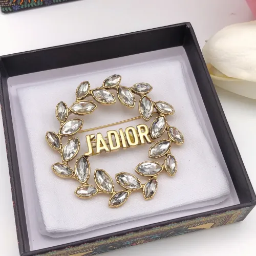 Cheap Christian Dior Brooches For Women #1413275 Replica Wholesale [$27.00 USD] [ITEM#1413275] on Replica Christian Dior Brooches