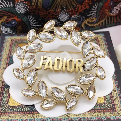Cheap Christian Dior Brooches For Women #1413275 Replica Wholesale [$27.00 USD] [ITEM#1413275] on Replica Christian Dior Brooches