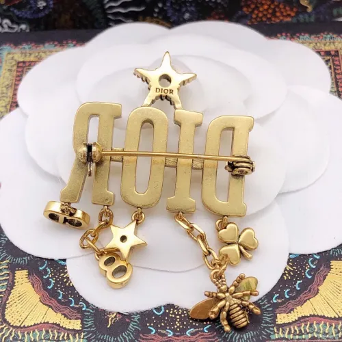 Cheap Christian Dior Brooches For Women #1413276 Replica Wholesale [$27.00 USD] [ITEM#1413276] on Replica Christian Dior Brooches