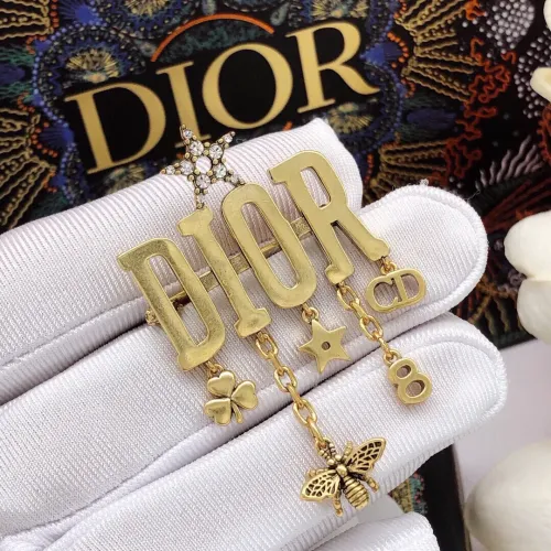 Cheap Christian Dior Brooches For Women #1413276 Replica Wholesale [$27.00 USD] [ITEM#1413276] on Replica Christian Dior Brooches