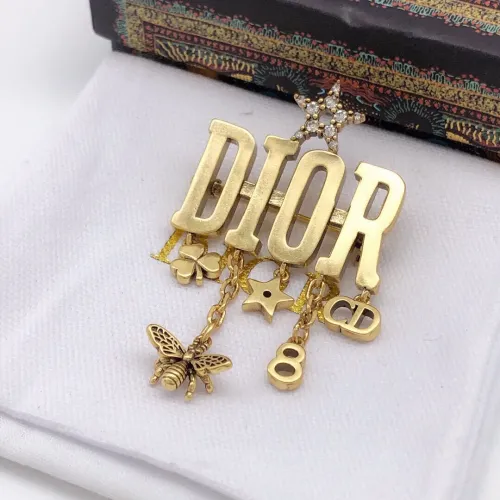 Cheap Christian Dior Brooches For Women #1413276 Replica Wholesale [$27.00 USD] [ITEM#1413276] on Replica Christian Dior Brooches
