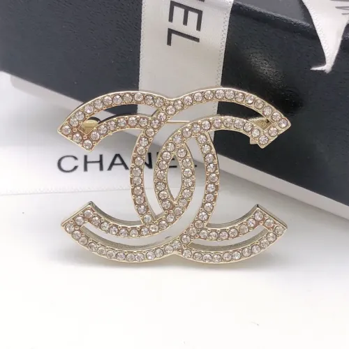 Chanel Brooches For Women #1413278