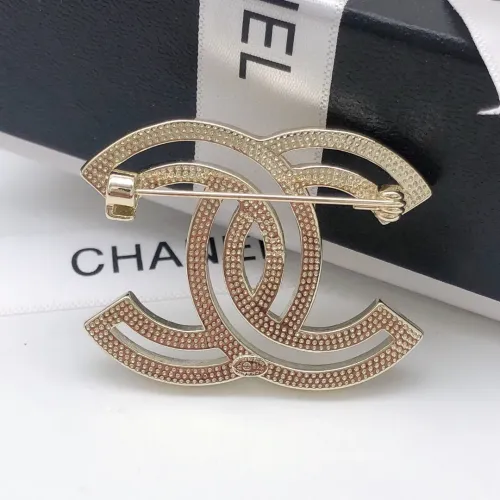 Cheap Chanel Brooches For Women #1413278 Replica Wholesale [$27.00 USD] [ITEM#1413278] on Replica Chanel Brooches