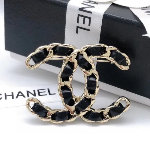 Chanel Brooches For Women #1413279