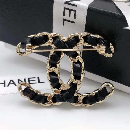 Cheap Chanel Brooches For Women #1413279 Replica Wholesale [$29.00 USD] [ITEM#1413279] on Replica Chanel Brooches