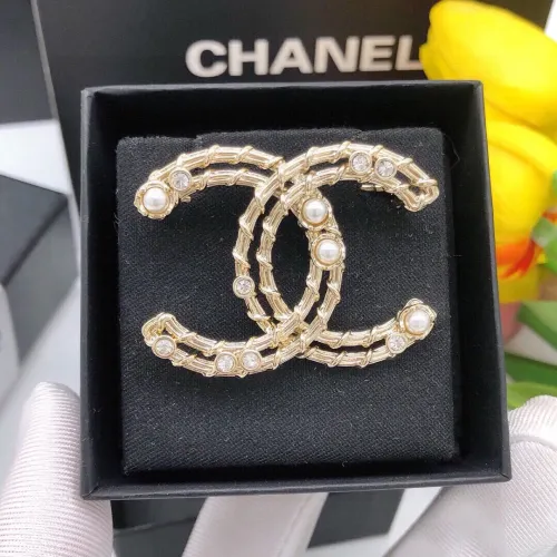 Cheap Chanel Brooches For Women #1413284 Replica Wholesale [$27.00 USD] [ITEM#1413284] on Replica Chanel Brooches