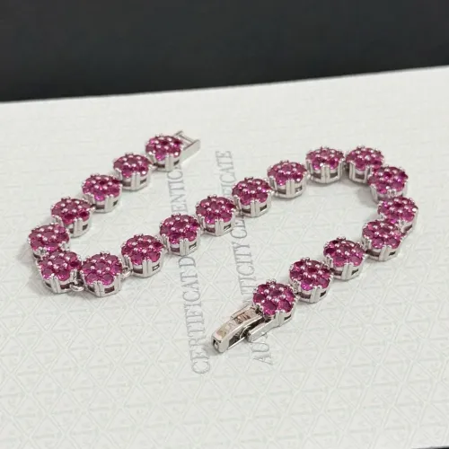 Cheap Van Cleef &amp; Arpels Bracelets For Women #1413299 Replica Wholesale [$52.00 USD] [ITEM#1413299] on Replica Van Cleef &amp; Arpels Bracelets
