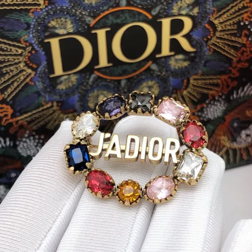 Cheap Christian Dior Brooches For Women #1413318 Replica Wholesale [$27.00 USD] [ITEM#1413318] on Replica Christian Dior Brooches