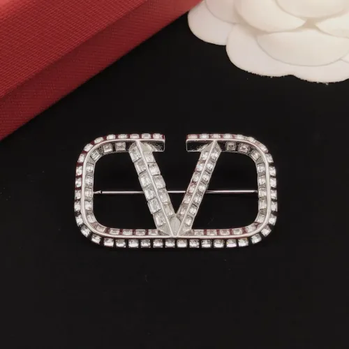Cheap Valentino Brooches For Women #1413321 Replica Wholesale [$29.00 USD] [ITEM#1413321] on Replica Valentino Brooches