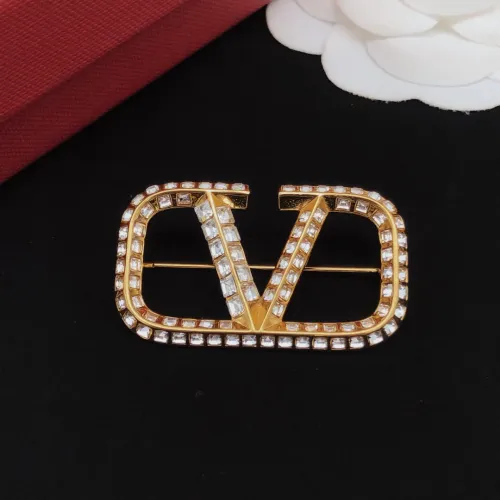 Cheap Valentino Brooches For Women #1413322 Replica Wholesale [$29.00 USD] [ITEM#1413322] on Replica Valentino Brooches