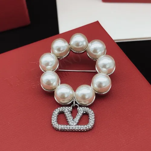 Cheap Valentino Brooches For Women #1413327 Replica Wholesale [$29.00 USD] [ITEM#1413327] on Replica Valentino Brooches