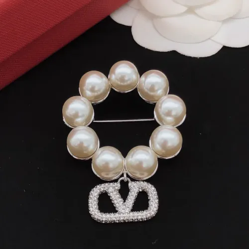 Cheap Valentino Brooches For Women #1413327 Replica Wholesale [$29.00 USD] [ITEM#1413327] on Replica Valentino Brooches