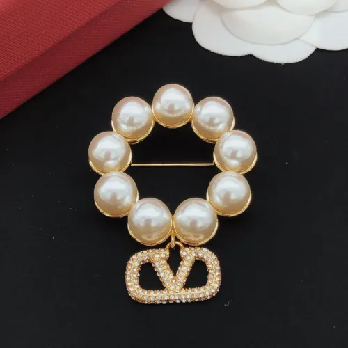 Cheap Valentino Brooches For Women #1413328 Replica Wholesale [$29.00 USD] [ITEM#1413328] on Replica Valentino Brooches