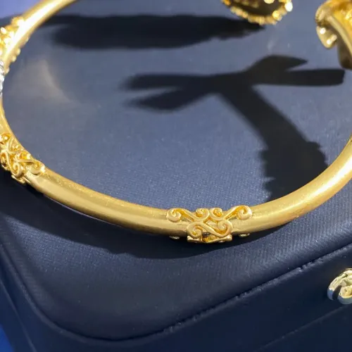 Cheap Dolce &amp; Gabbana Bracelets #1413355 Replica Wholesale [$32.00 USD] [ITEM#1413355] on Replica Dolce &amp; Gabbana Bracelets