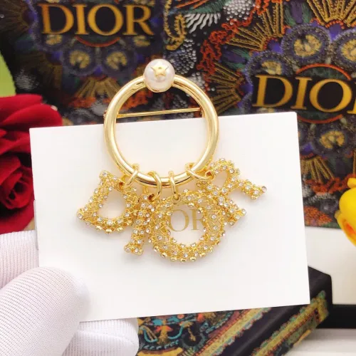Cheap Christian Dior Brooches For Women #1413385 Replica Wholesale [$27.00 USD] [ITEM#1413385] on Replica Christian Dior Brooches