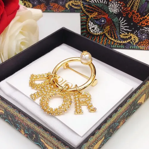 Cheap Christian Dior Brooches For Women #1413385 Replica Wholesale [$27.00 USD] [ITEM#1413385] on Replica Christian Dior Brooches