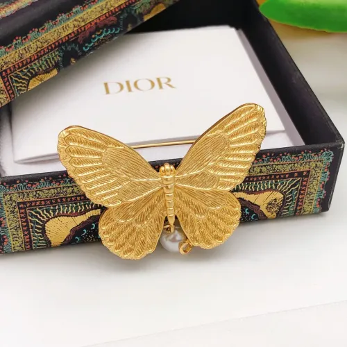 Cheap Christian Dior Brooches For Women #1413393 Replica Wholesale [$27.00 USD] [ITEM#1413393] on Replica Christian Dior Brooches