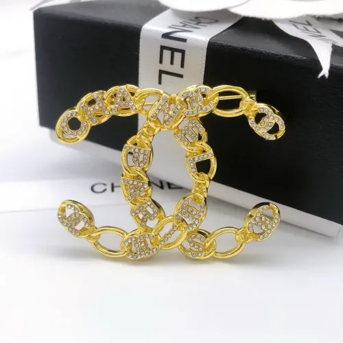 Chanel Brooches For Women #1413405