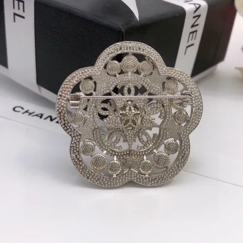 Cheap Chanel Brooches For Women #1413406 Replica Wholesale [$34.00 USD] [ITEM#1413406] on Replica Chanel Brooches