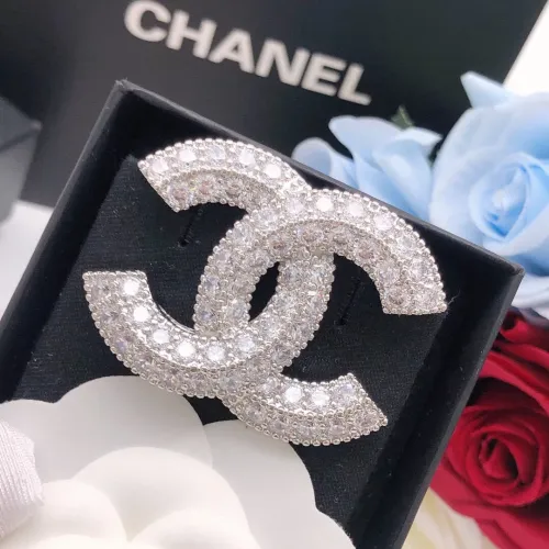 Cheap Chanel Brooches For Women #1413408 Replica Wholesale [$32.00 USD] [ITEM#1413408] on Replica Chanel Brooches