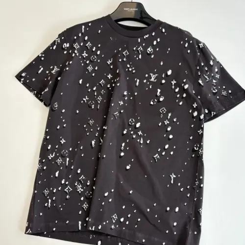 Cheap Louis Vuitton LV T-Shirts Short Sleeved For Unisex #1413452 Replica Wholesale [$60.00 USD] [ITEM#1413452] on Replica Louis Vuitton LV T-Shirts