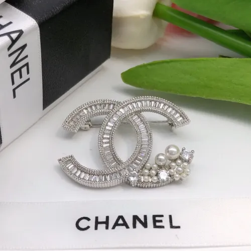 Cheap Chanel Brooches For Women #1413487 Replica Wholesale [$27.00 USD] [ITEM#1413487] on Replica Chanel Brooches