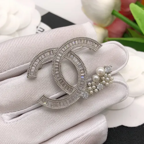 Cheap Chanel Brooches For Women #1413487 Replica Wholesale [$27.00 USD] [ITEM#1413487] on Replica Chanel Brooches