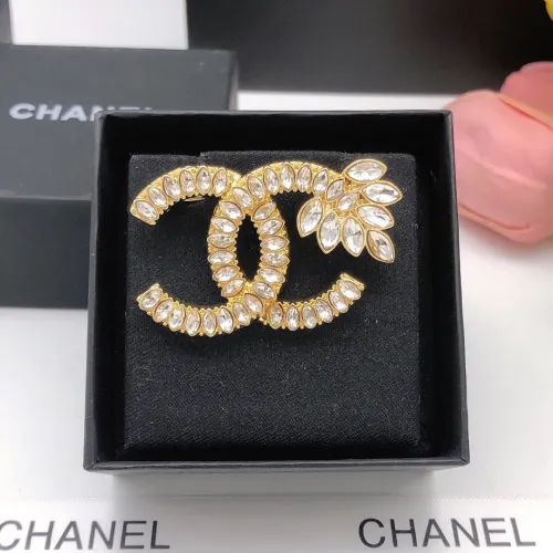 Cheap Chanel Brooches For Women #1413488 Replica Wholesale [$29.00 USD] [ITEM#1413488] on Replica Chanel Brooches