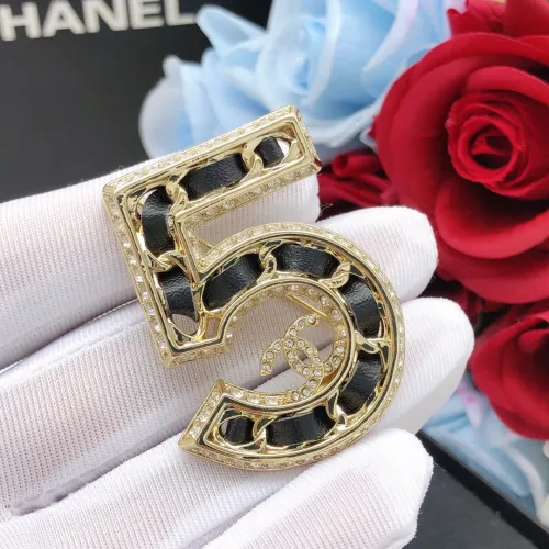 Cheap Chanel Brooches For Women #1413489 Replica Wholesale [$29.00 USD] [ITEM#1413489] on Replica Chanel Brooches