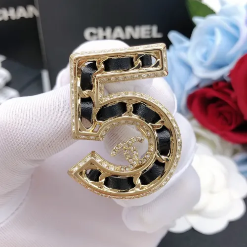 Cheap Chanel Brooches For Women #1413489 Replica Wholesale [$29.00 USD] [ITEM#1413489] on Replica Chanel Brooches