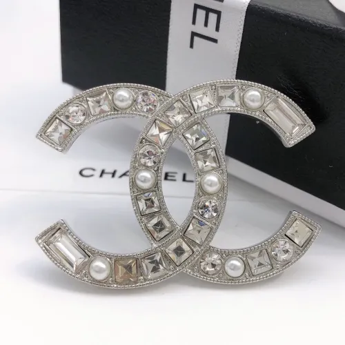 Chanel Brooches For Women #1413490