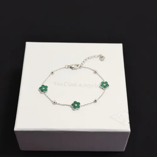 Van Cleef & Arpels Bracelets For Women #1413492