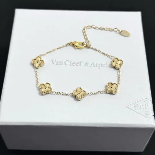 Van Cleef & Arpels Bracelets For Women #1413494