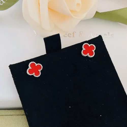 Cheap Van Cleef &amp; Arpels Earrings For Women #1413523 Replica Wholesale [$25.00 USD] [ITEM#1413523] on Replica Van Cleef &amp; Arpels Earrings